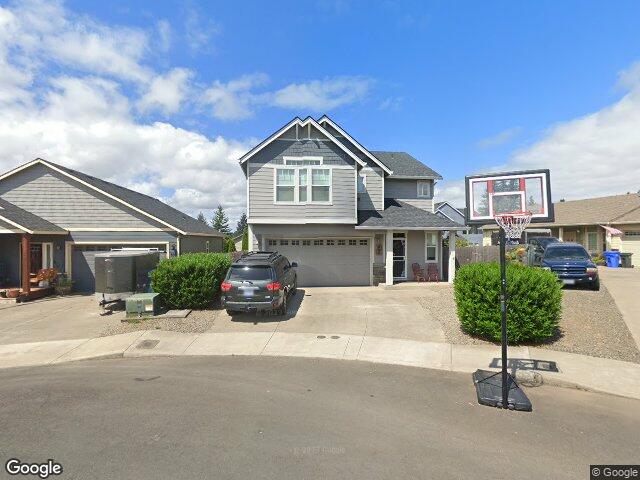 860 se pineview ct, estacada,  OR 97023
