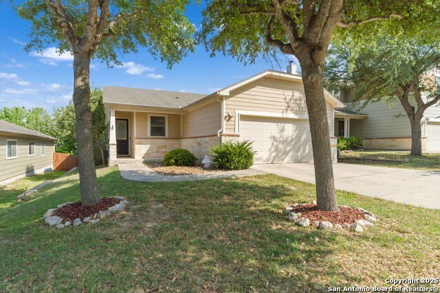 6017 scenic links, schertz,  TX 78108