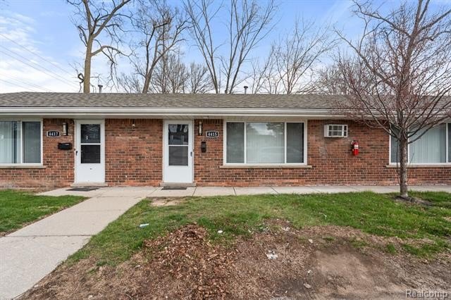  royal oak,  MI 48073