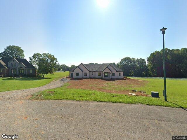 300 the trace cir, alvaton,  KY 42122