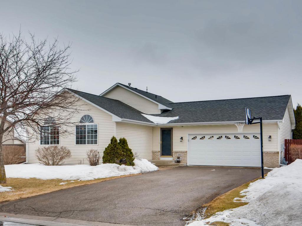 382 tuttle dr, hastings,  MN 55033