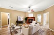 1005 e burnett st, ennis,  TX 75119