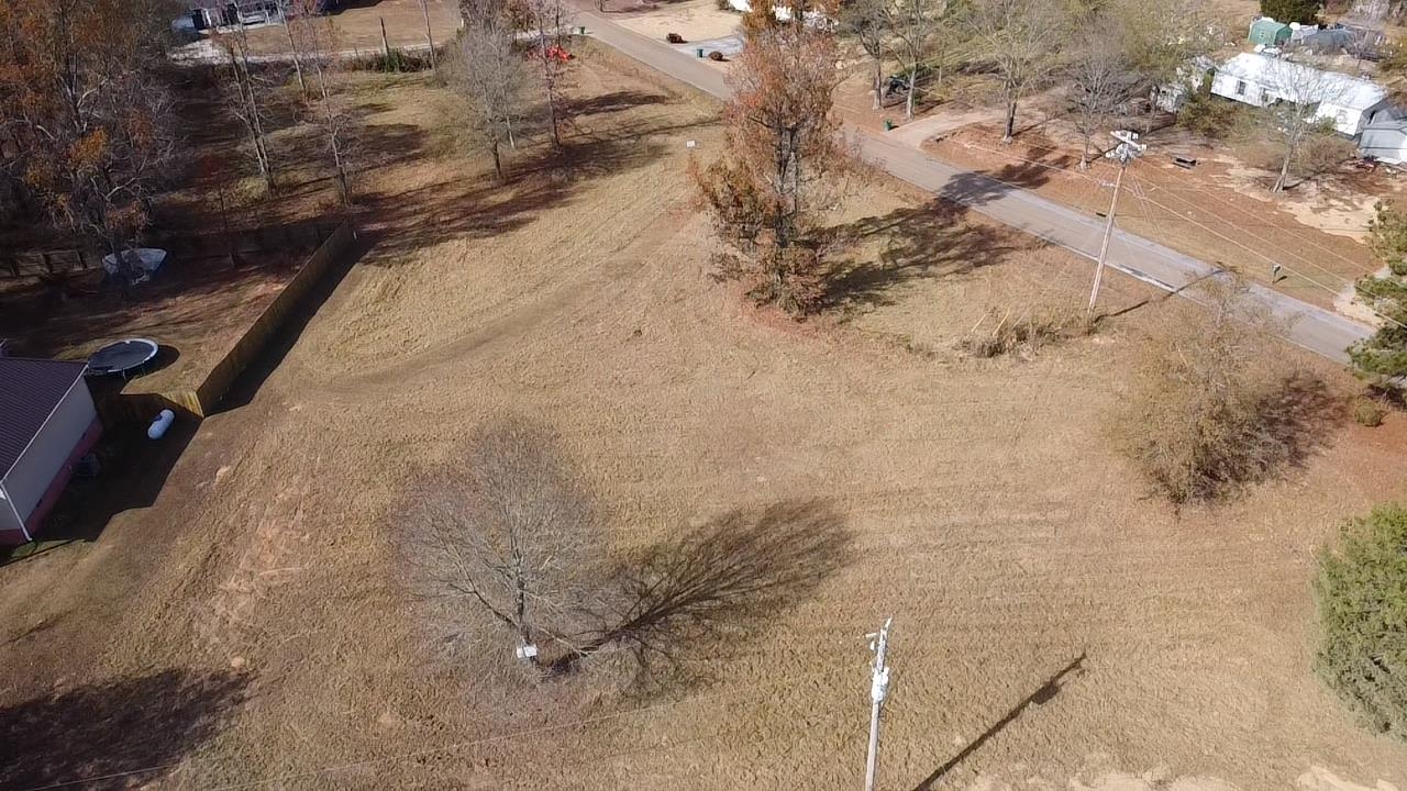 co rd 385, cullman,  AL 35057
