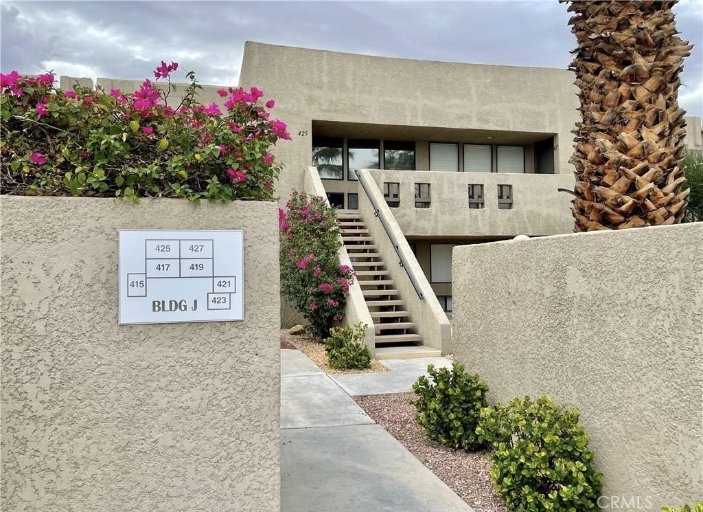  palm springs,  CA 92262