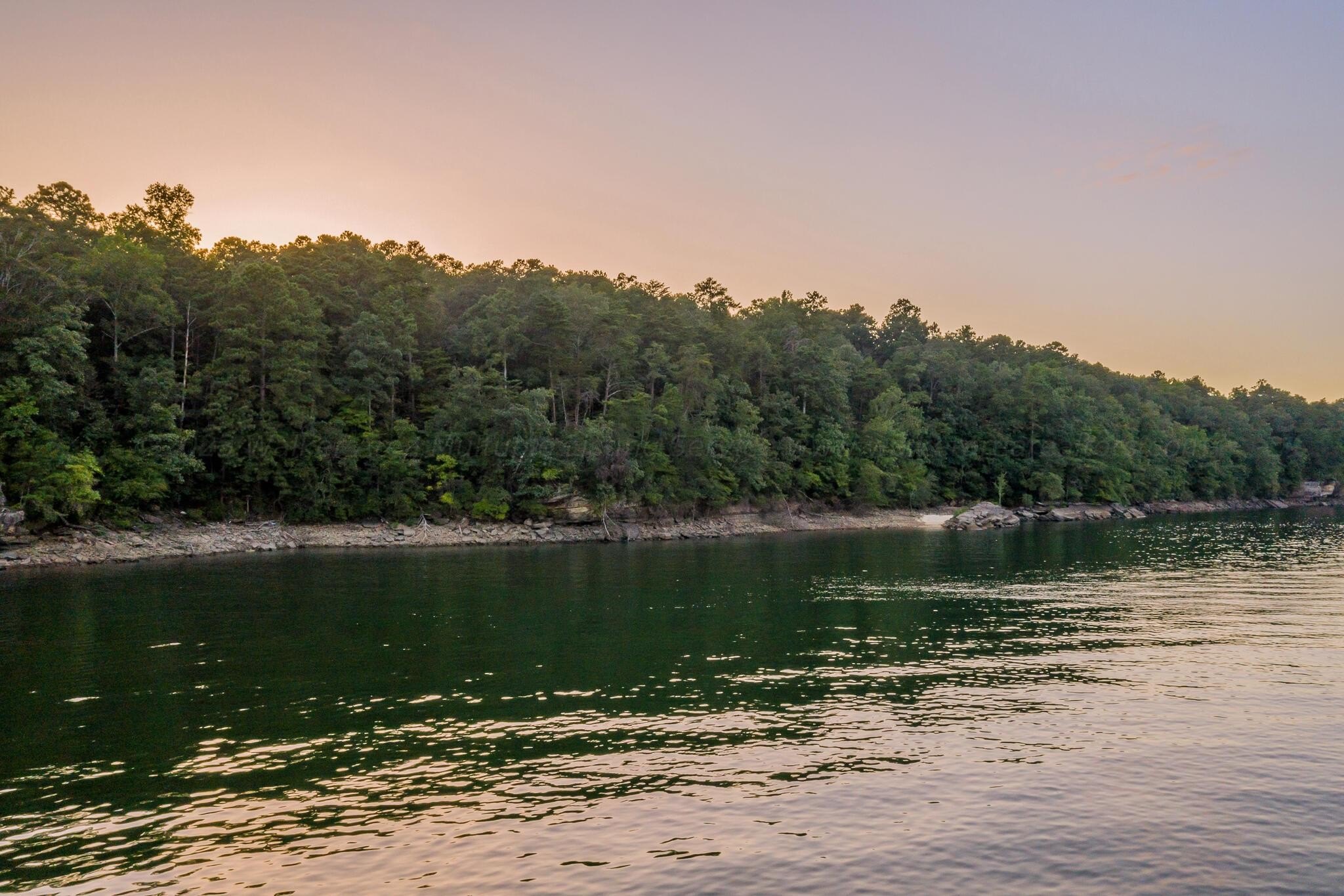 lot 70 pointe sixteen, crane hill,  AL 35053