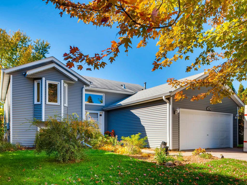 1761 karis way, saint paul,  MN 55122