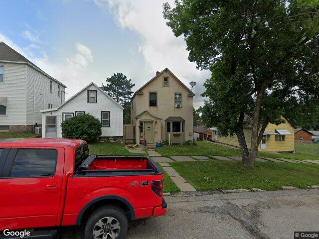 124 3rd st sw, chisholm,  MN 55719
