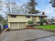18345 petite ct, gladstone,  OR 97027
