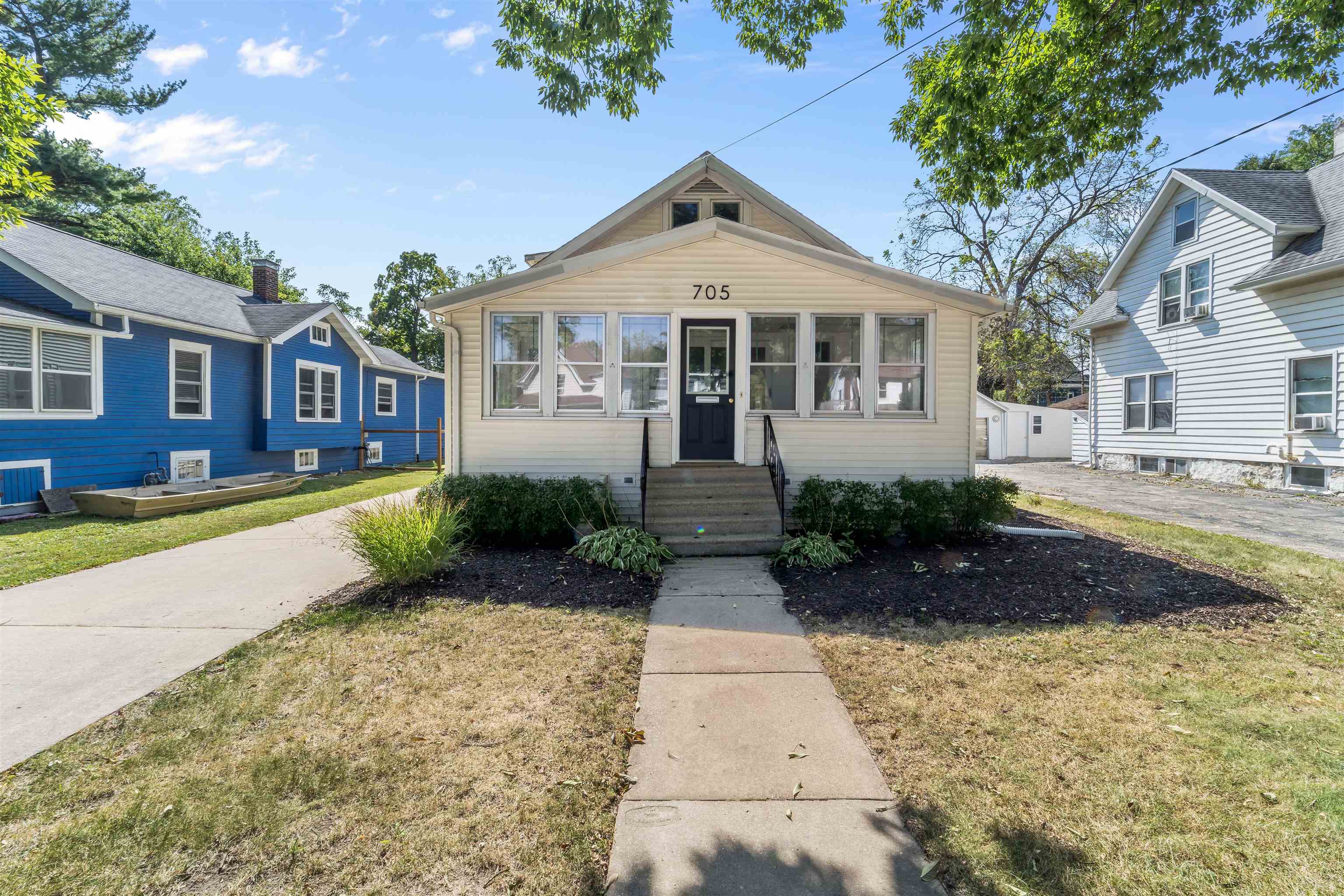 705 w olin ave, madison,  WI 53715