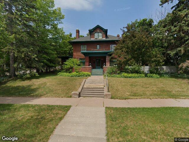 2401 e 5th st, duluth,  MN 55812