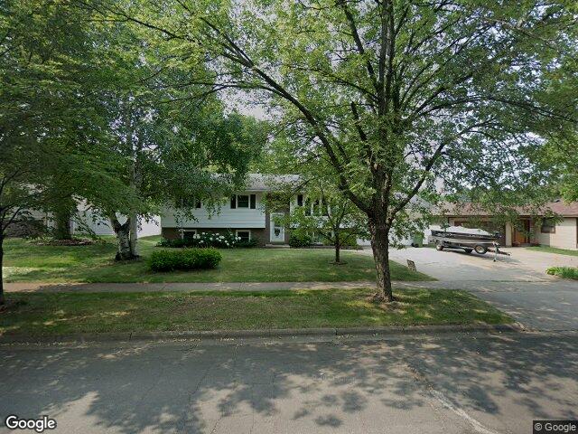 324 highland dr, hibbing,  MN 55746