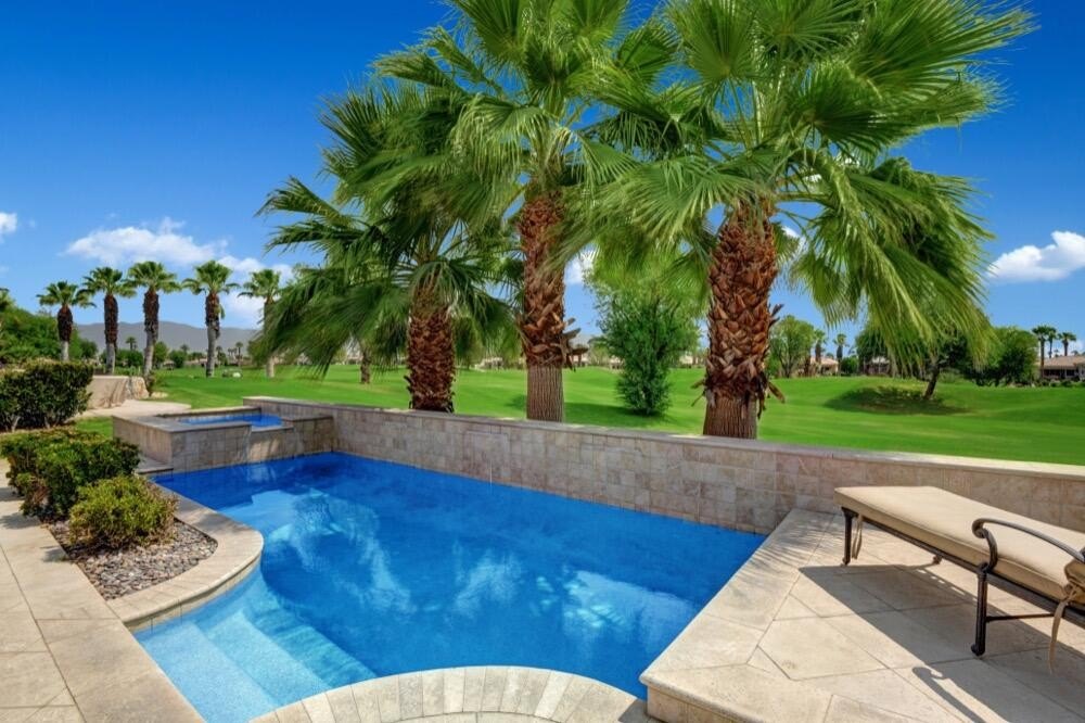  palm desert,  CA 92211