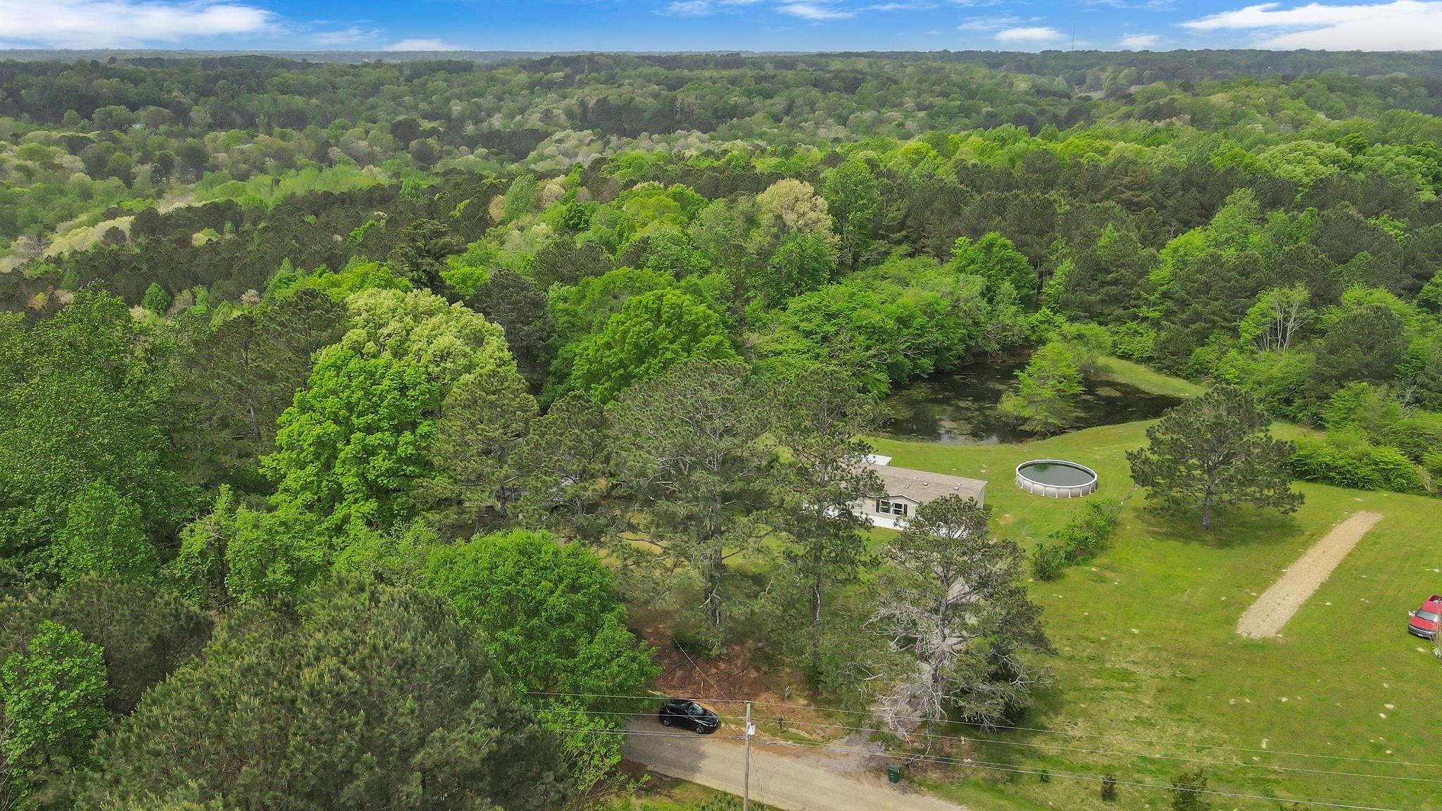 601 co rd 1177, cullman,  AL 35057