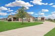 5715 pioneer trl, sealy,  TX 77474