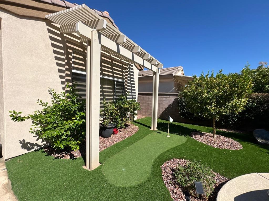  palm desert,  CA 92211