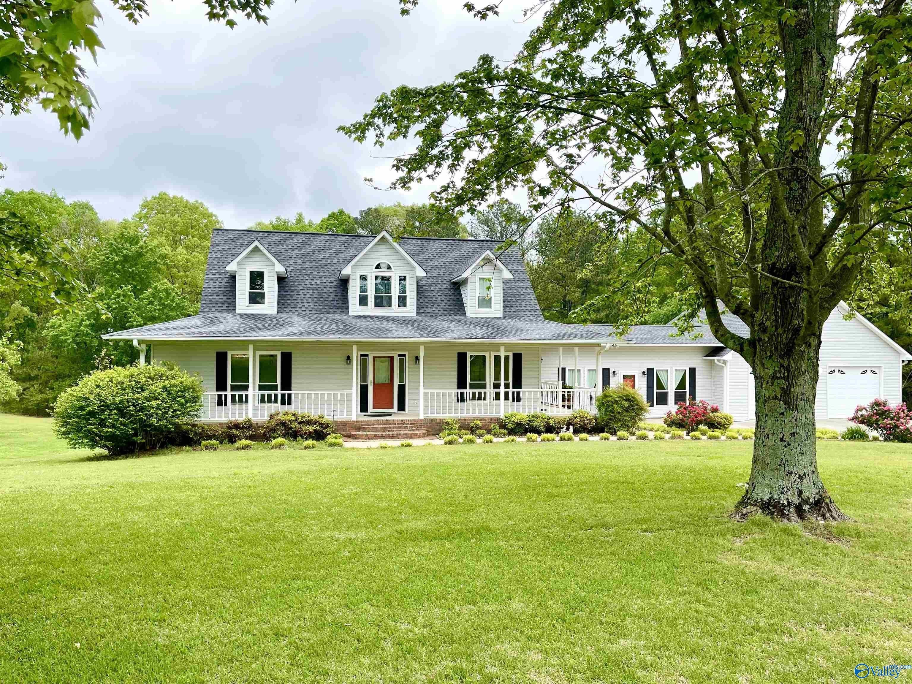 1953 county road 1678, cullman,  AL 35058