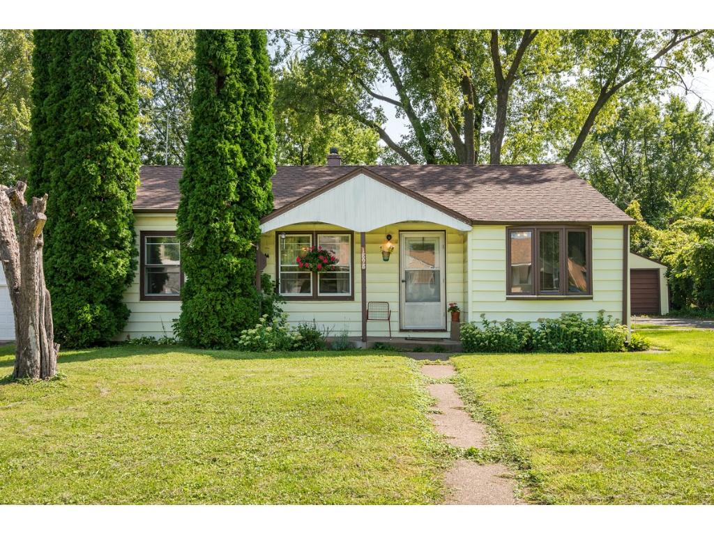 1898 kathleen dr, saint paul,  MN 55118