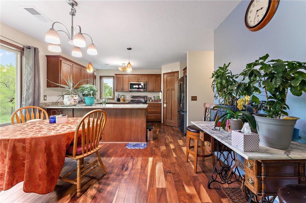 21115 cameron way, farmington,  MN 55024