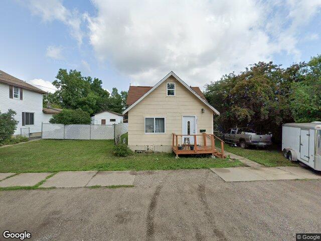 327 1st st, hibbing,  MN 55746