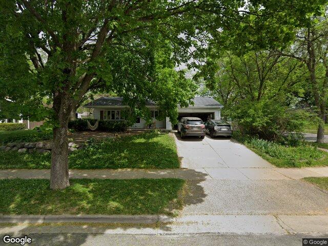 2413 ravenswood rd, madison,  WI 53711