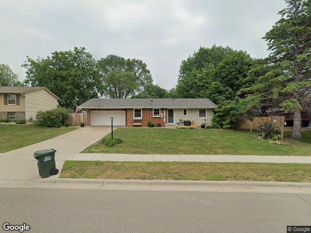 1015 lowell dr, saint paul,  MN 55124