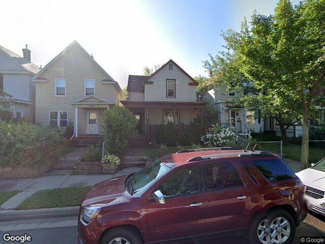 2718 w 3rd st, duluth,  MN 55806
