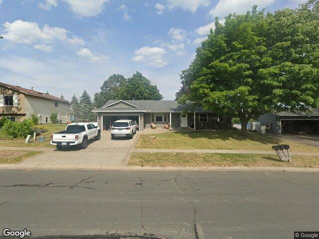 4928 142nd path w, saint paul,  MN 55124