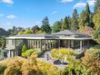 1933 highlands loop, lake oswego,  OR 97034