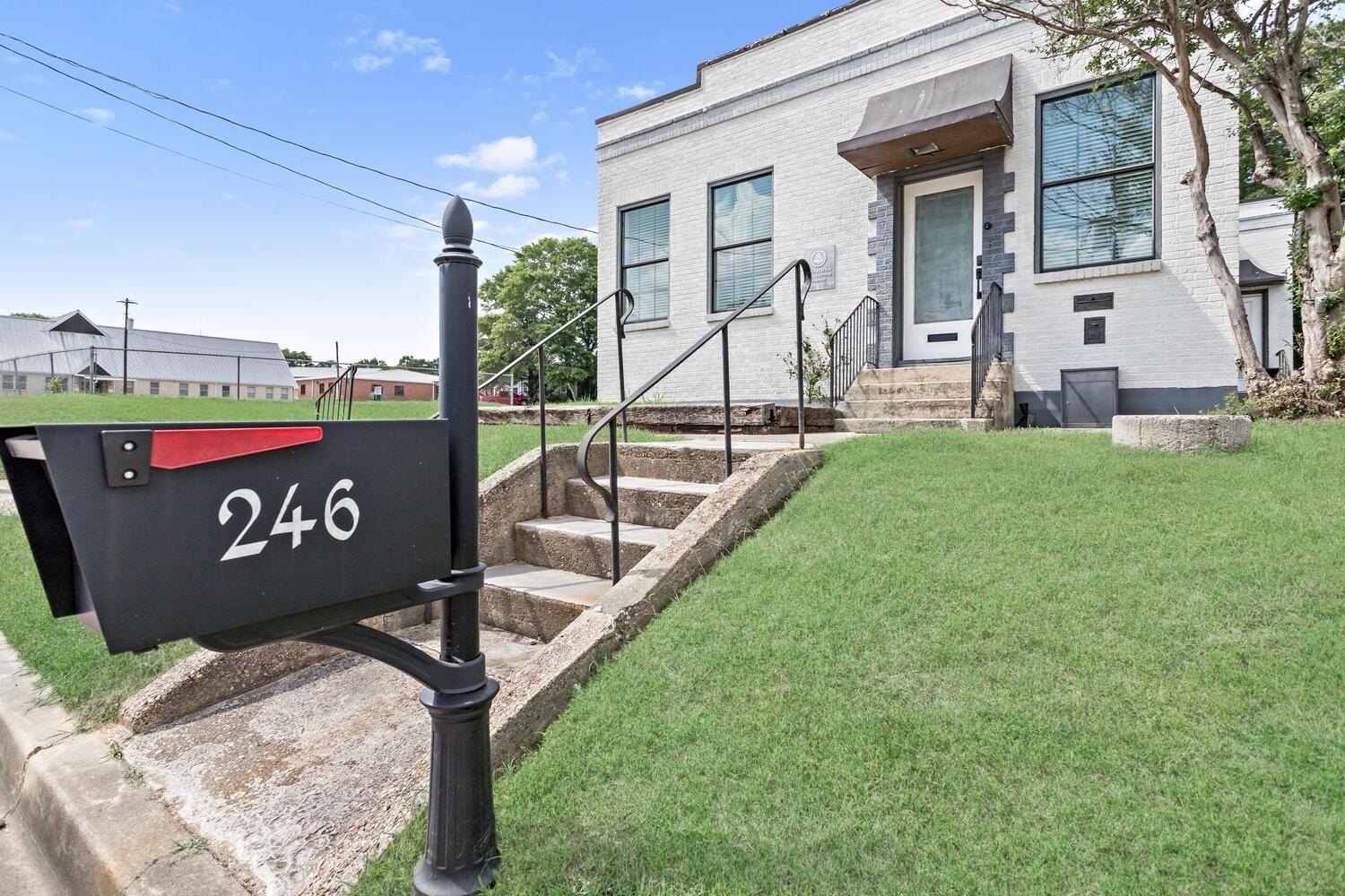 246 e milam st, jasper,  TX 75951