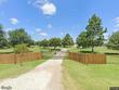 653 grubbs rd, sealy,  TX 77474