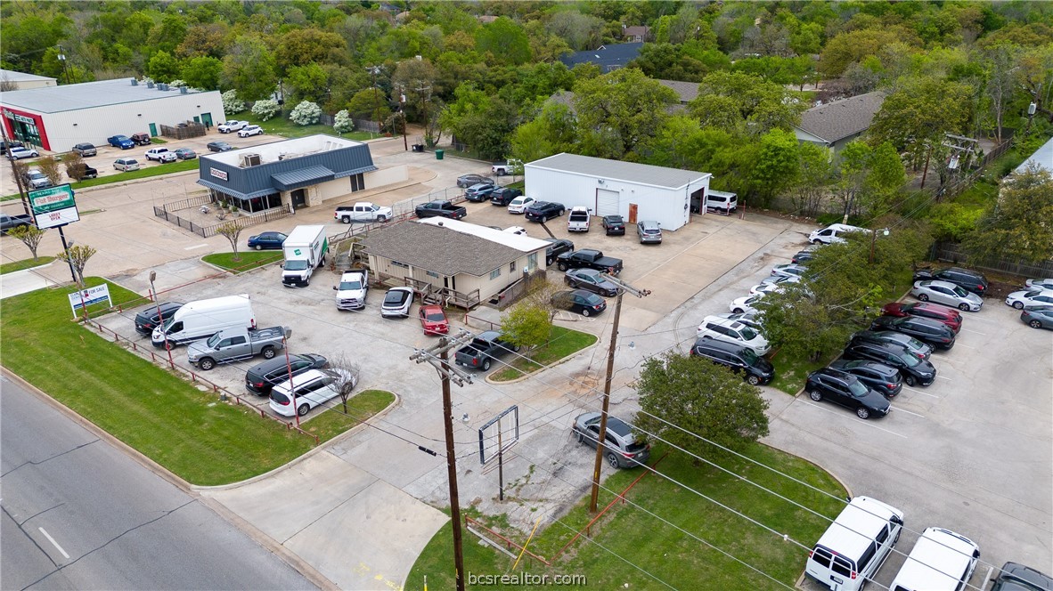 1803 s texas ave, bryan,  TX 77802
