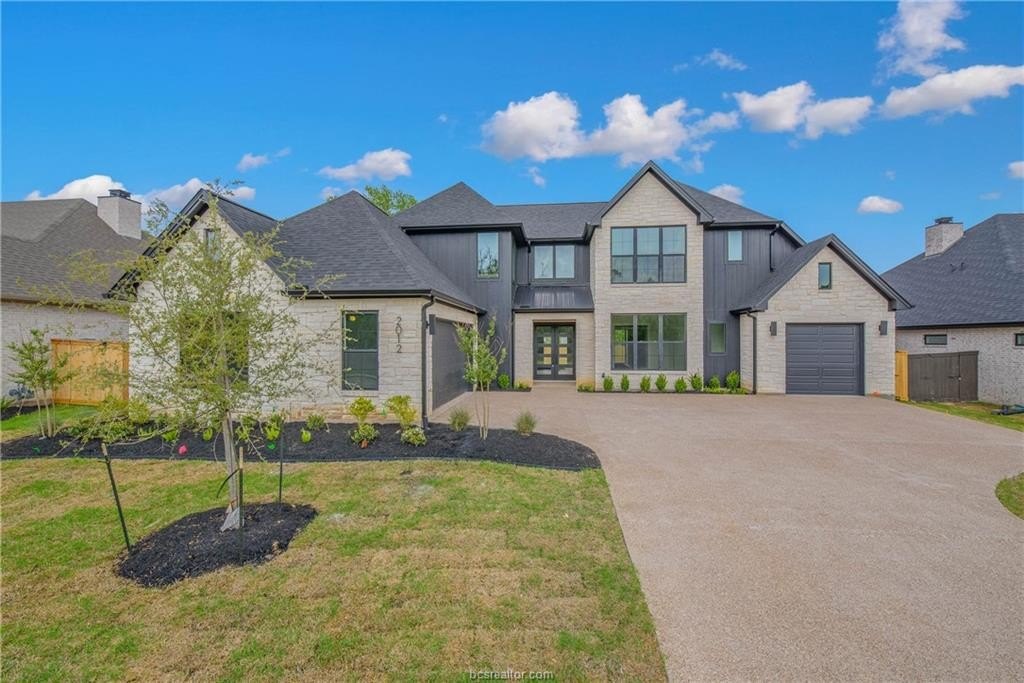 2012 pebble bend dr, college station,  TX 77845