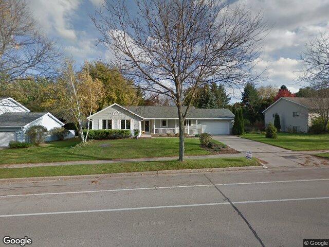 513 n high point rd, madison,  WI 53717
