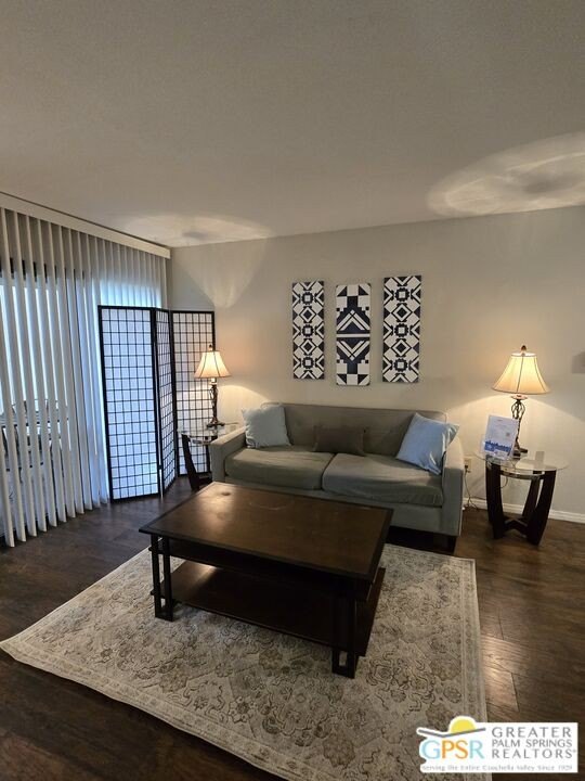  palm springs,  CA 92262