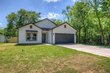305 e 1st st, quinlan,  TX 75474
