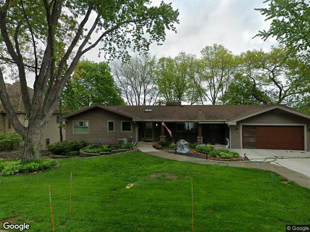 353 maple island rd, burnsville,  MN 55306