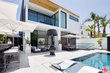  beverly hills,  CA 90211