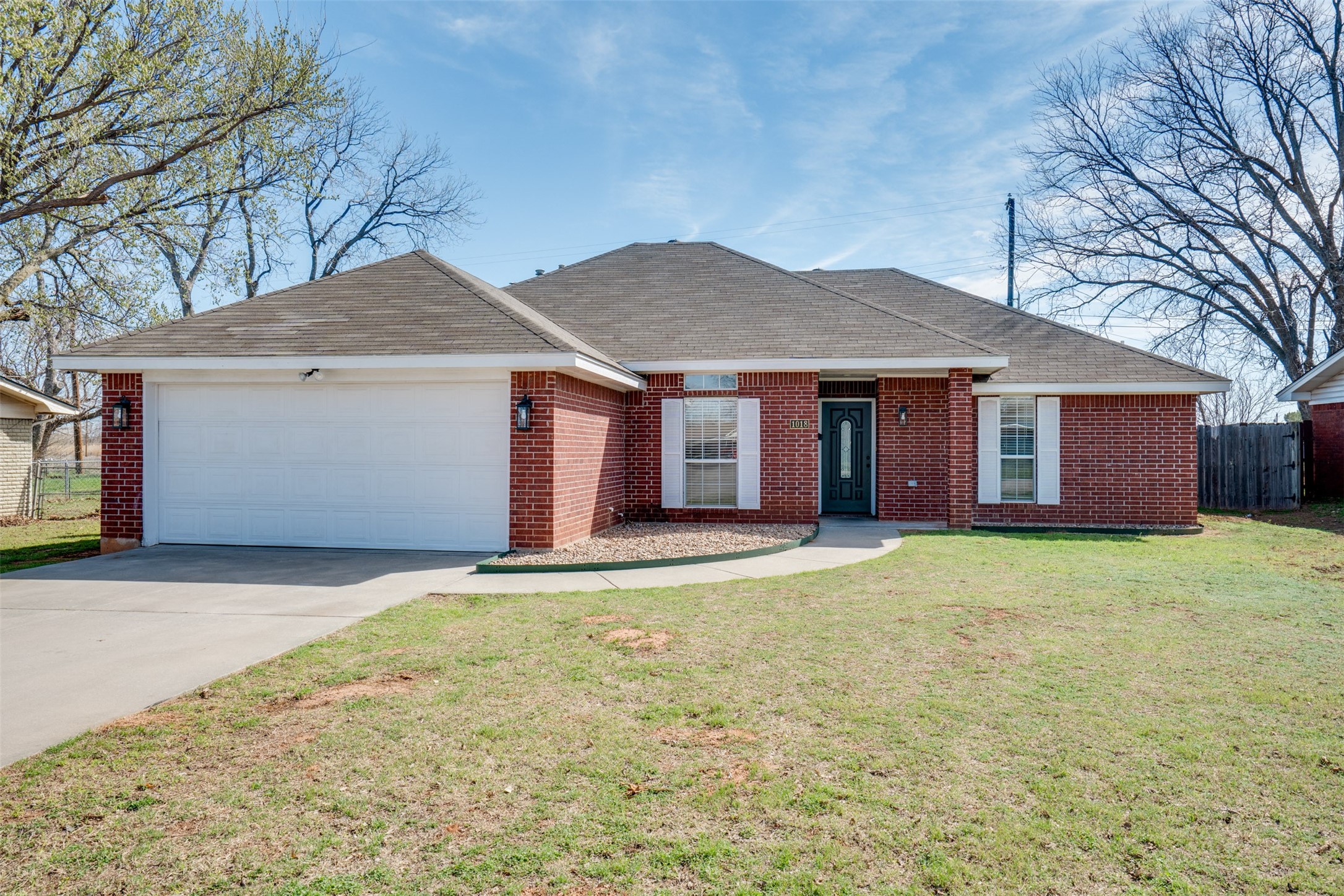 1018 e beverly loop, burkburnett,  TX 76354