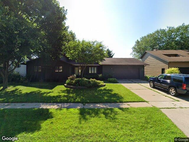 814 spahn dr, waunakee,  WI 53597