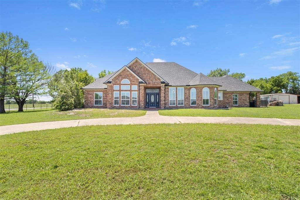 4304 county road 2708, caddo mills,  TX 75135