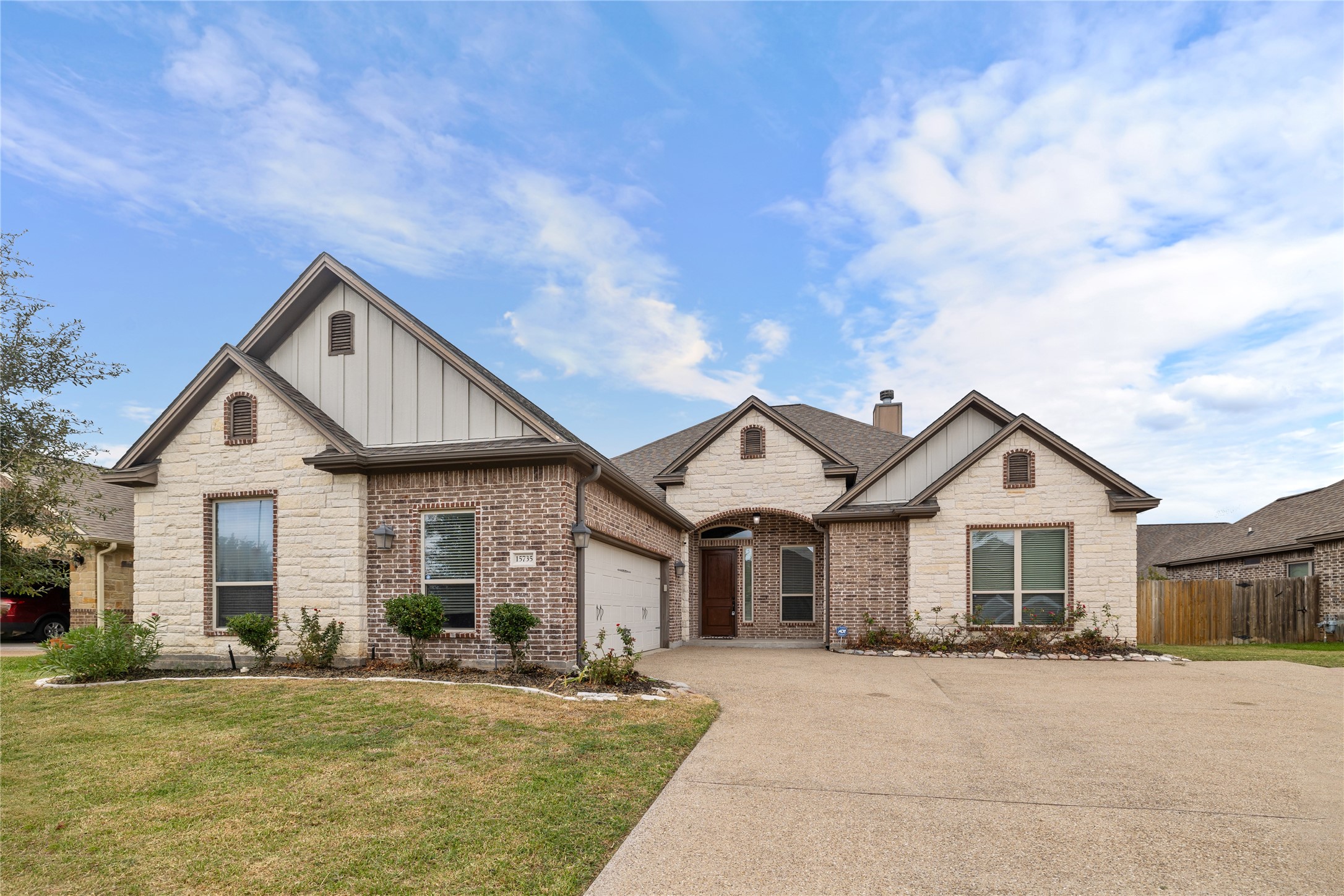 15735 timber creek ln, college station,  TX 77845