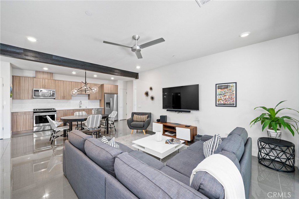  palm springs,  CA 92262