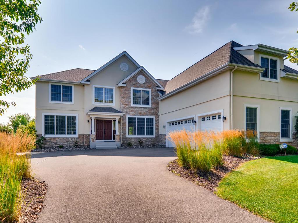 1442 wellington way, saint paul,  MN 55122