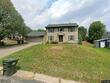 597 thames cir, saint paul,  MN 55123