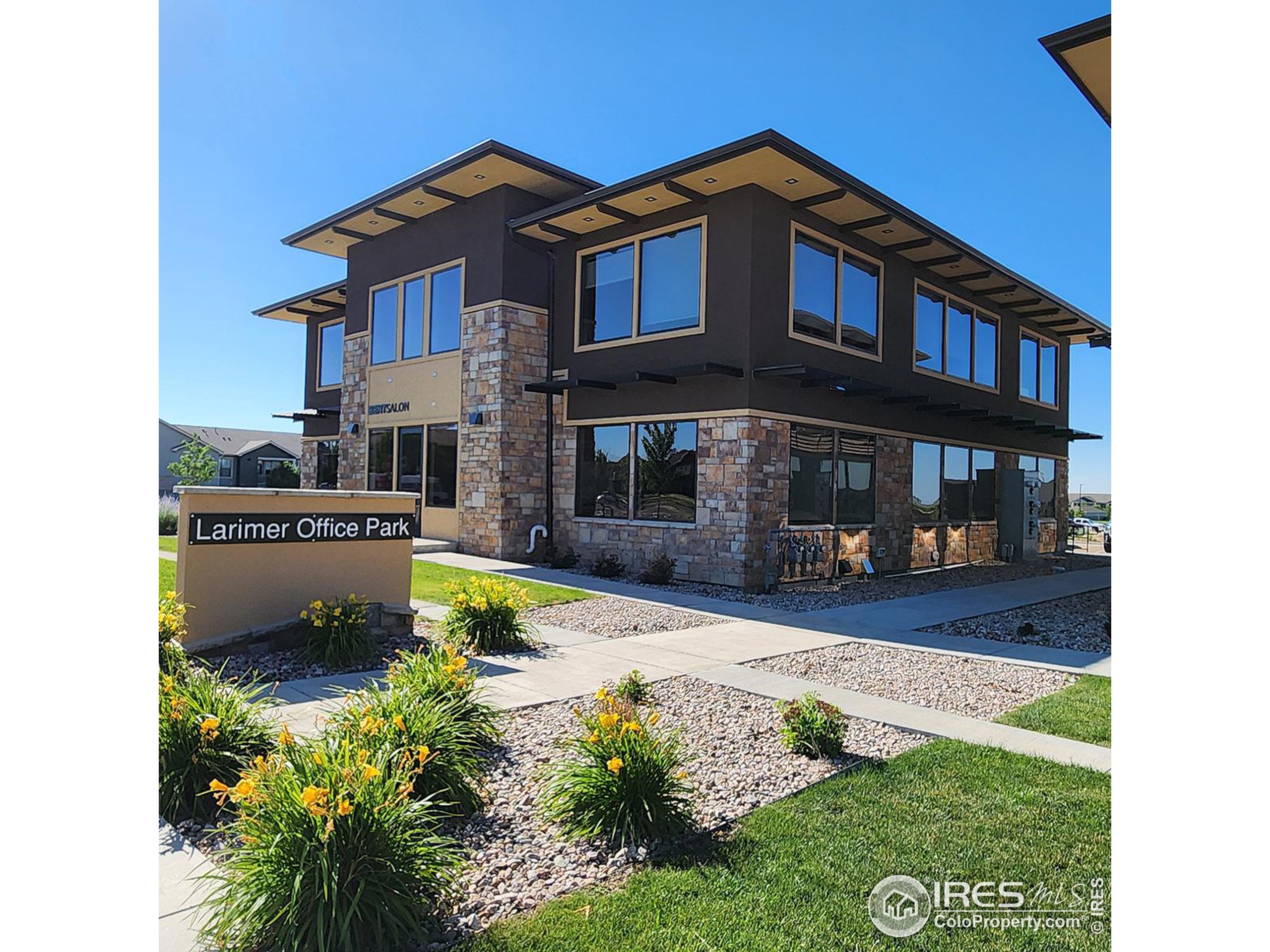 4702 larimer pkwy, johnstown,  CO 80534