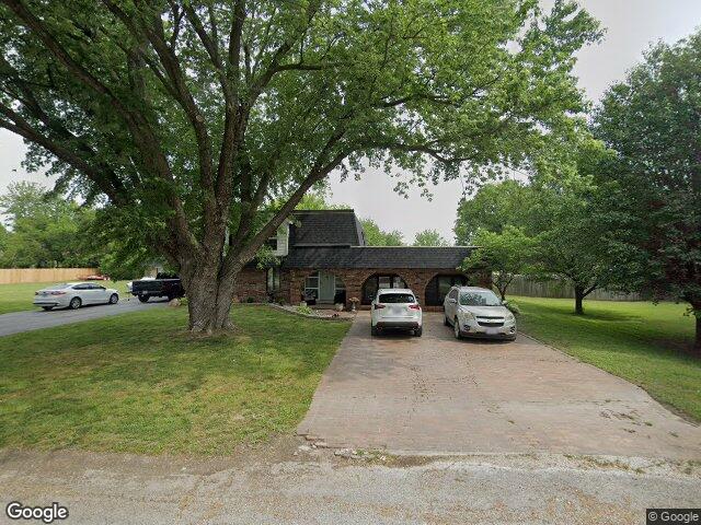 1219 charlene dr, bolivar,  MO 65613