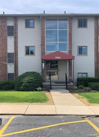  bloomfield hills,  MI 48302