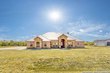 321 farmhouse dr, marion,  TX 78124