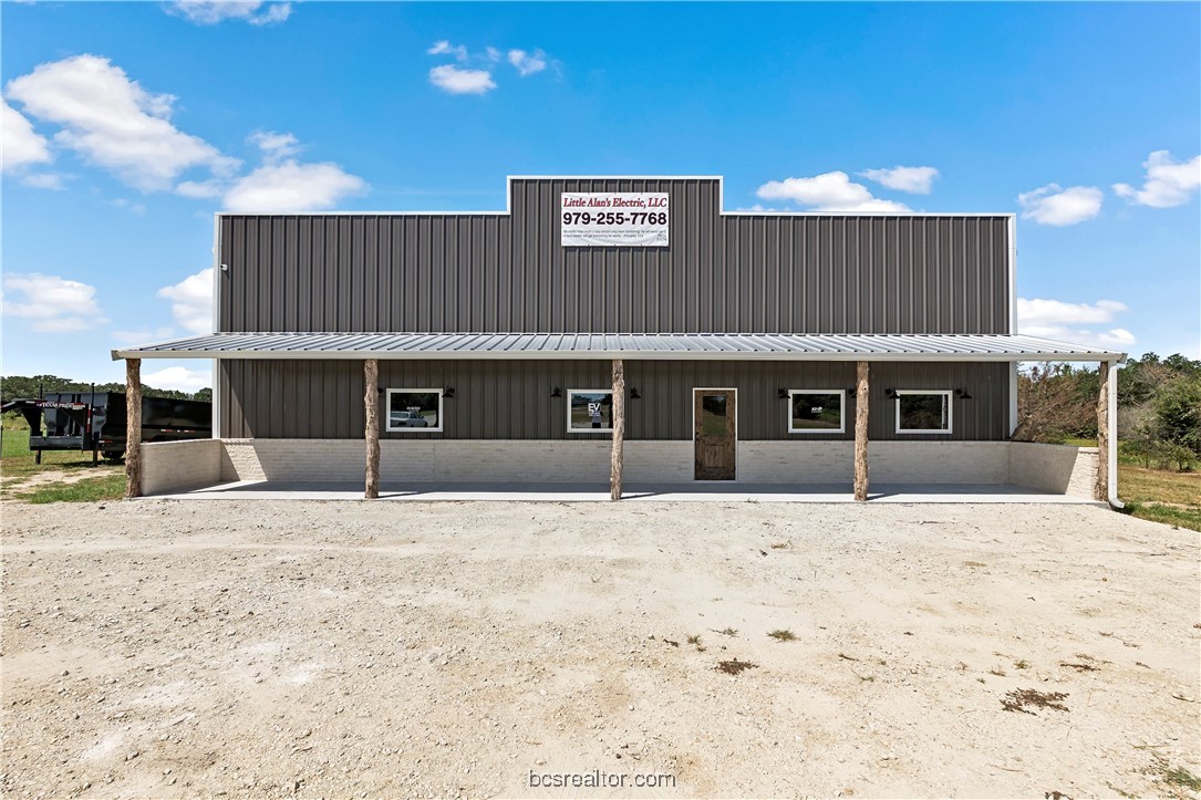 813 2776, bryan,  TX 77808